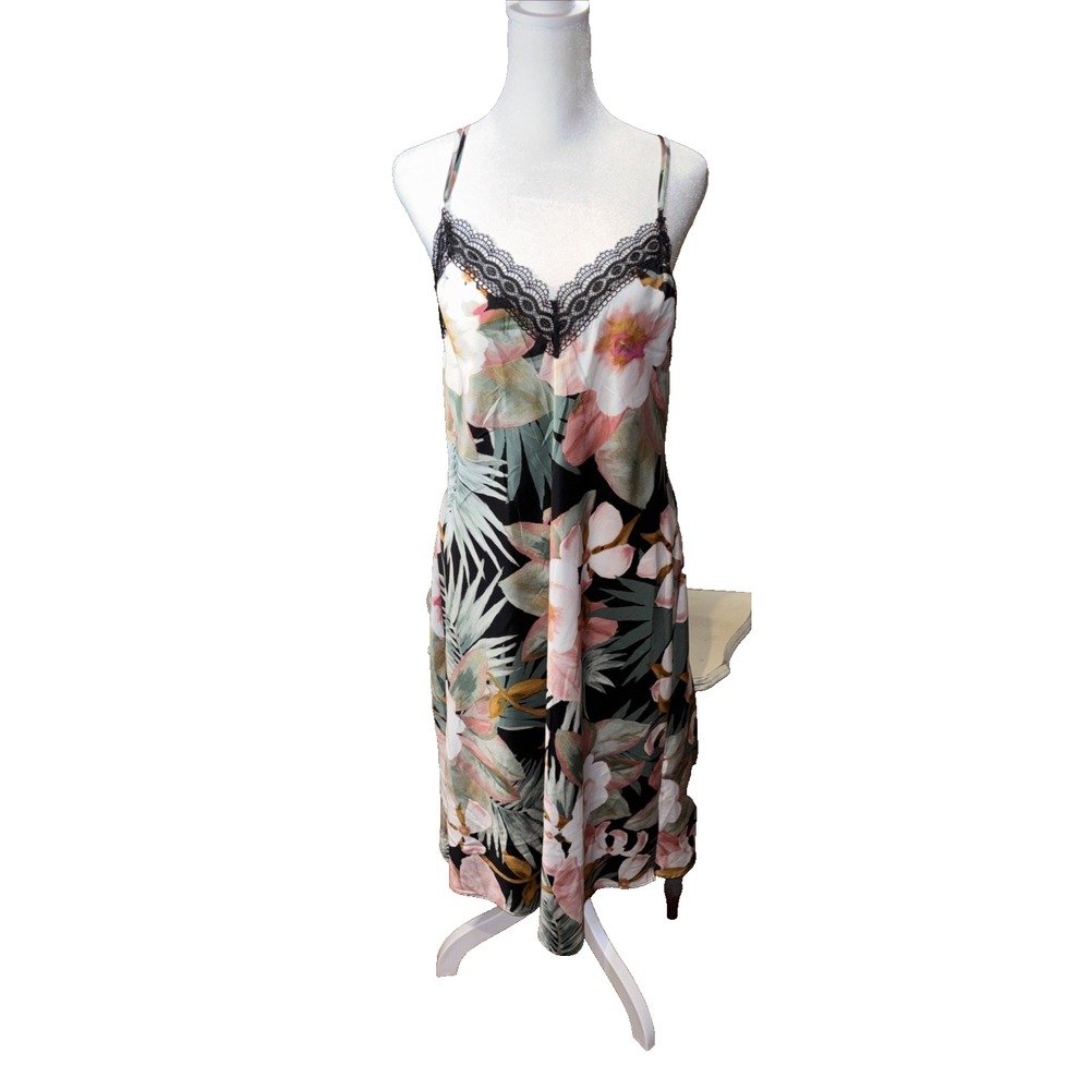 Lilac & Louden 100% Silk Nightie – Elegant & Luxurious Sleepwear MEDIUM